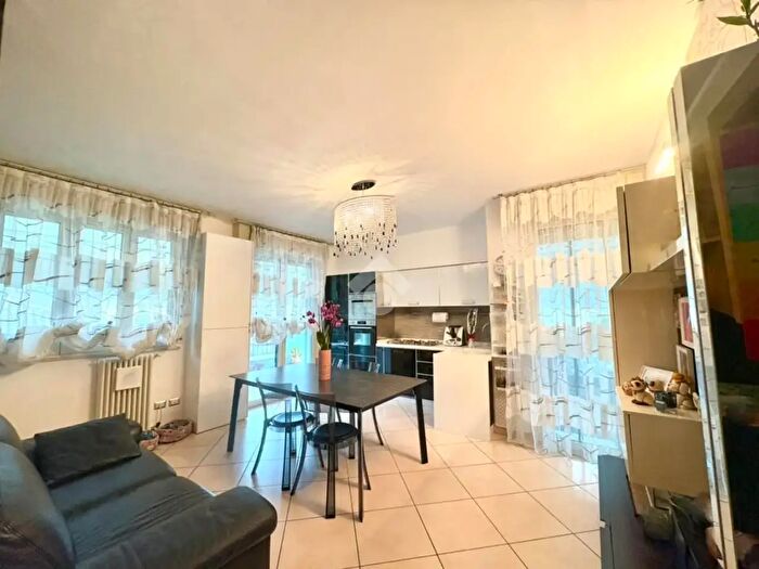 Appartamento trilocale in vendita in Via di Mezzo, Verucchio