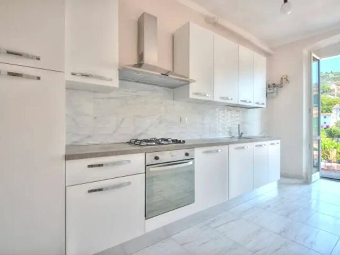 Appartamento quadrilocale in affitto in Via Palestro, Santa Margherita Ligure