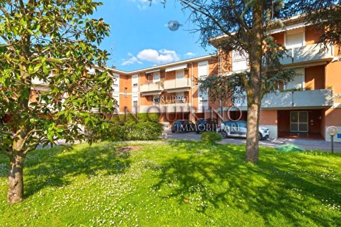 Appartamento trilocale in vendita in Via della Liberazione, Guastalla