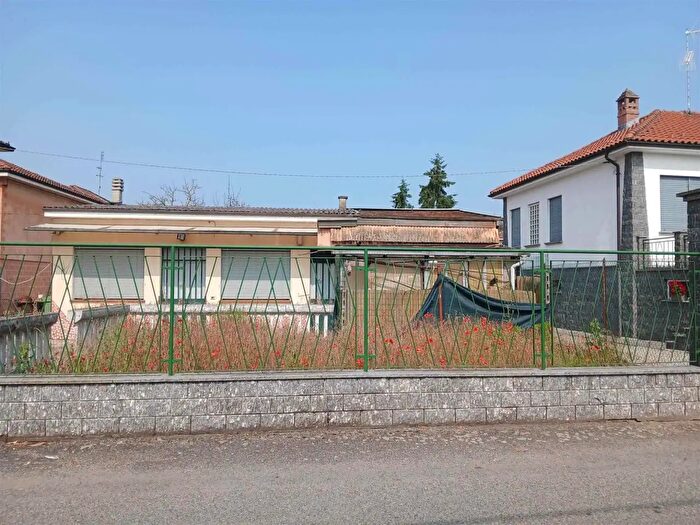 Case in Vendita e in Affitto - 3