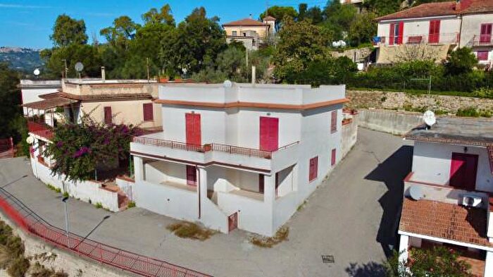 Casa con 6 locali in vendita in Strada Provinciale, Montecorice