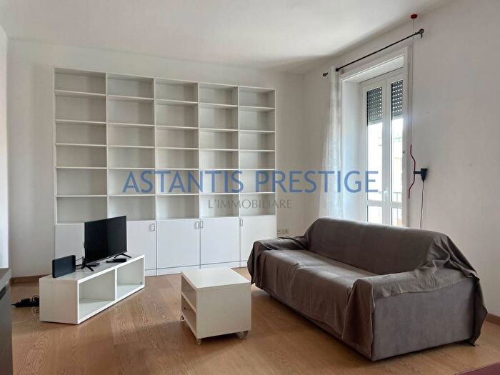 Appartamento bilocale in affitto in Corso Giuseppe Garibaldi, Moscova, Milano