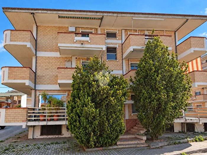Appartamento trilocale in vendita in Via Vittorio Veneto, Chieti