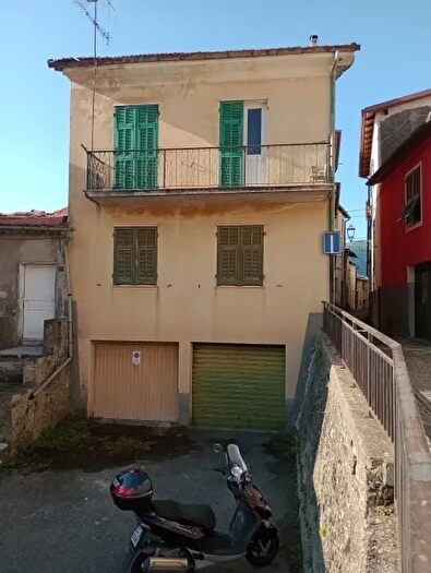 Casa con 5 locali in vendita in Via Rotabile, Aurigo