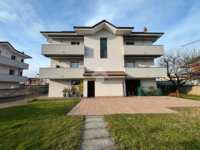 Appartamento bilocale in vendita in Str Privata Papa Giovanni Paolo II, Cameri