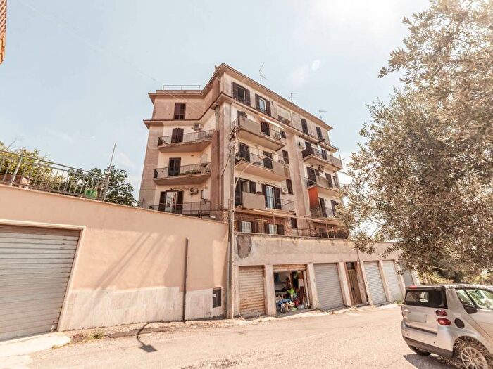 Appartamento trilocale in vendita in Via delle Piagge, Villa Adriana Villaggio Adriano, Tivoli