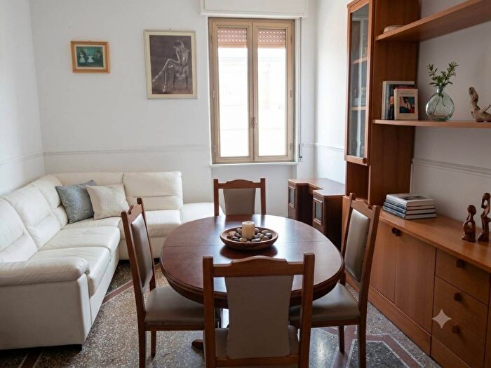 Appartamento trilocale in affitto in Piazza Anco Marzio, Ostia Levante, Roma