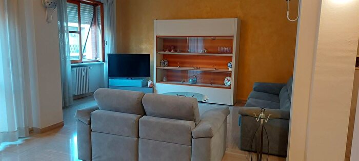 Appartamento quadrilocale in vendita in Via Cafasso, Asti