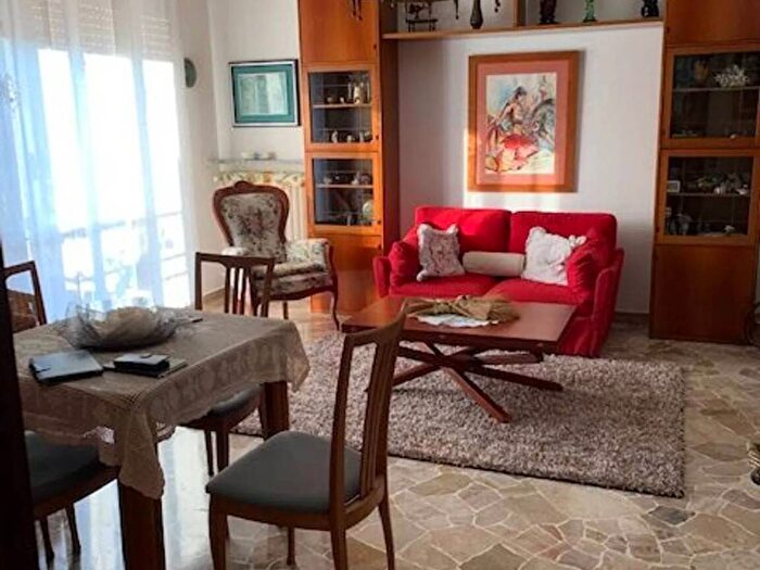 Appartamento trilocale in affitto in Via Vittorio Alfieri, San Rocco Sanzio, Seregno