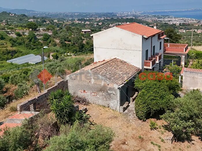 Casa in vendita in Via Mannella Snc, Spadafora