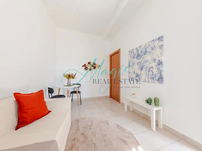 Appartamento bilocale in vendita in Via Chiese, Milano