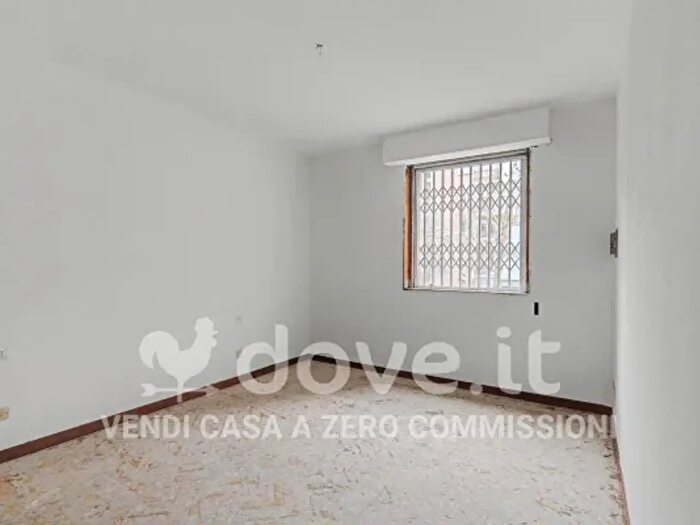 Appartamento con 6 locali in vendita in Via Reims, Firenze