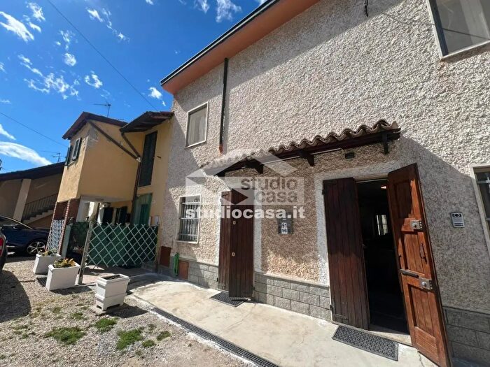 Case in Vendita e in Affitto - 2