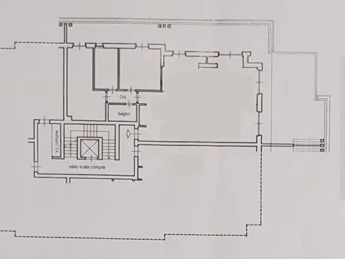 Appartamento quadrilocale in vendita in Viale Paolo De Gemmis, Trani