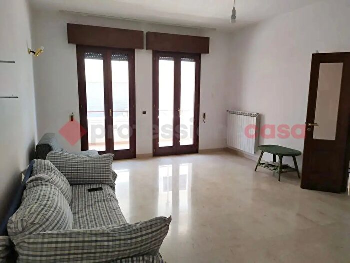 Appartamento trilocale in vendita in Via Sac Tarentini Leonardo, Manduria