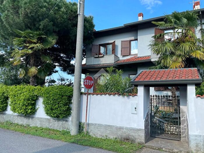 Casa con 5 locali in vendita in Via Lazzaretto, Arconate