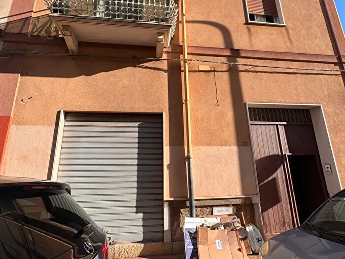 Appartamento trilocale in affitto in Via Maggio, Trapani