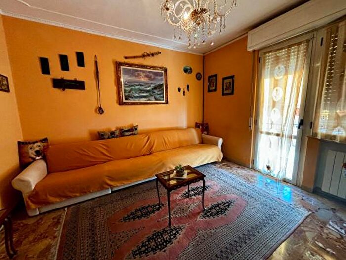 Appartamento trilocale in vendita in Via Antonio Gramsci, Piacenza