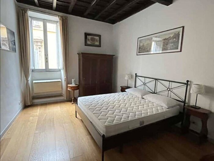 Appartamento bilocale in affitto in Via degli Ibernesi, Monti, Roma