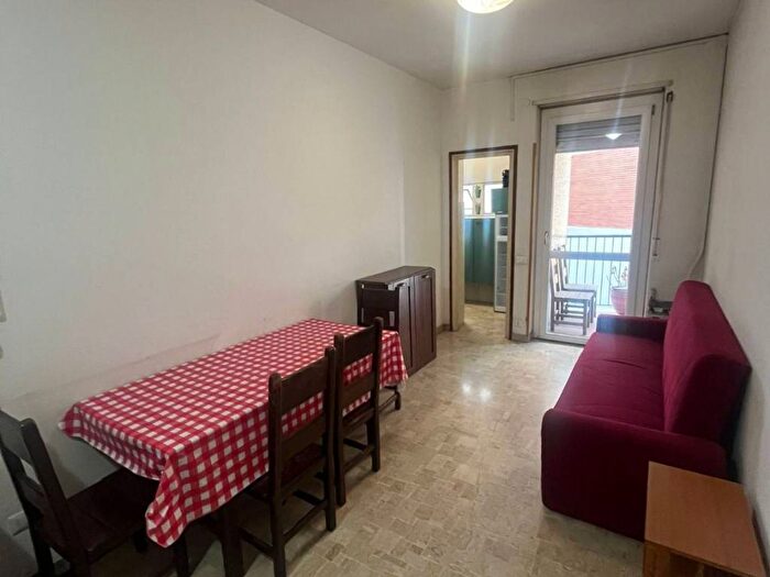 Appartamento trilocale in affitto in Viale Certosa, Portello Parco Vittoria, Milano