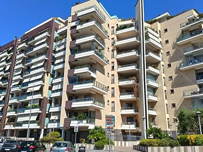 Appartamento bilocale in affitto in Via Bartolomeo Diaz, Roma