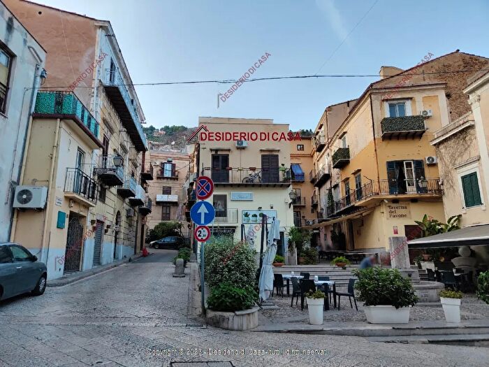 Appartamento quadrilocale in vendita in Monreale