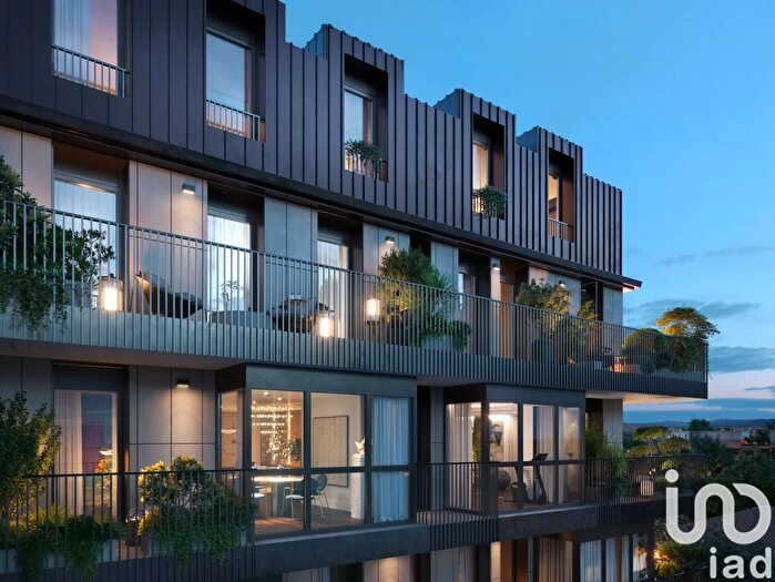 Appartamento trilocale in vendita in Via Soffredini, Milano