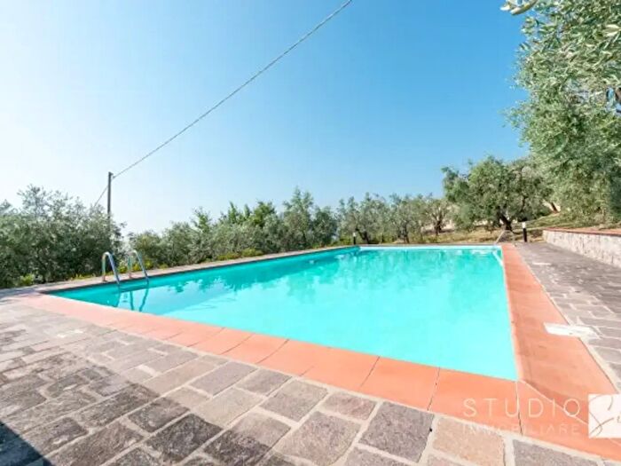 Casa con 6 locali in vendita in Via di Sarripoli, Pistoia