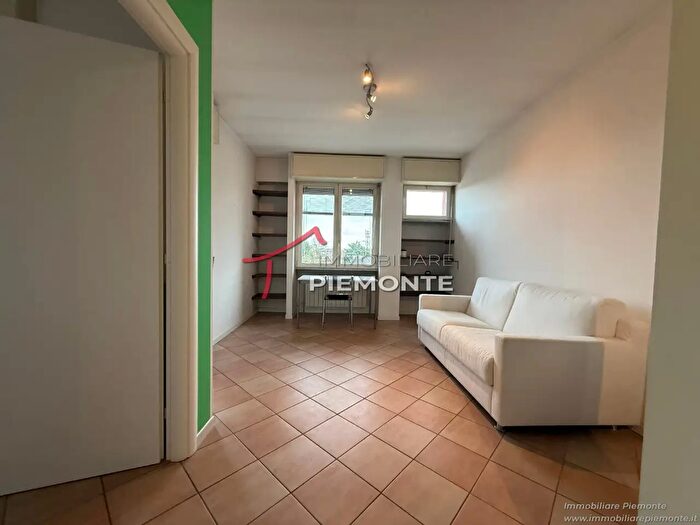 Appartamento bilocale in vendita in Via Monsignor Cavigioli, Borgomanero