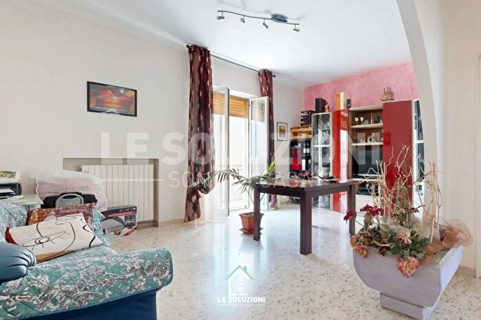 Appartamento quadrilocale in vendita in Via Tagliamento, Putignano