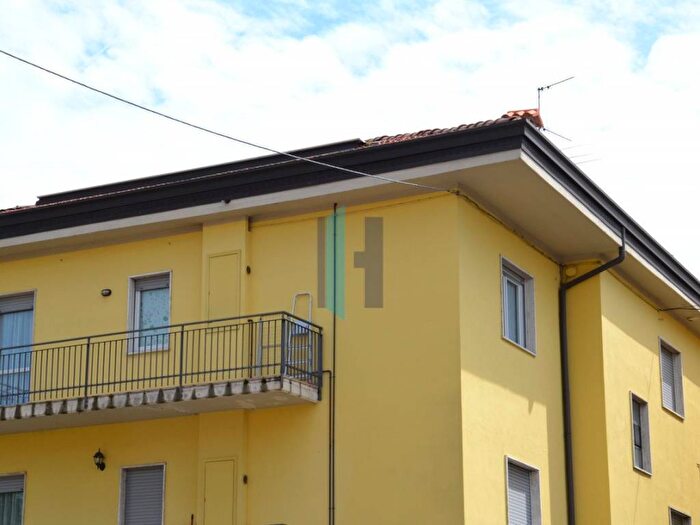 Appartamento bilocale in affitto in Via Crocette, Curno