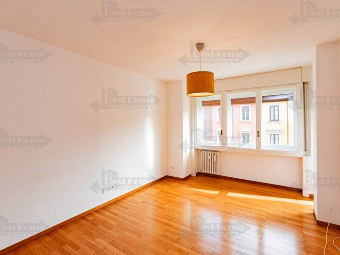 Appartamento trilocale in affitto in Via Giovanni Lulli, Città Studi, Milano