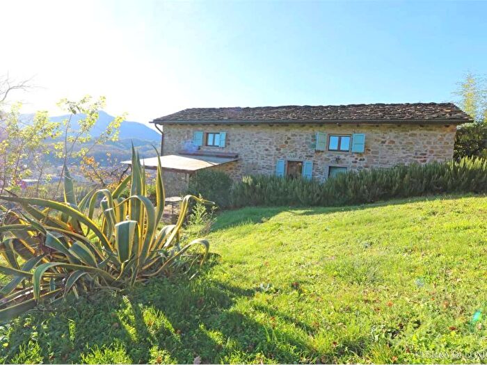 Casa con 5 locali in affitto in chiosi, Pontremoli