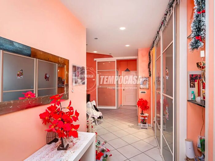 Appartamento quadrilocale in vendita in Via Cherasco, Fossano