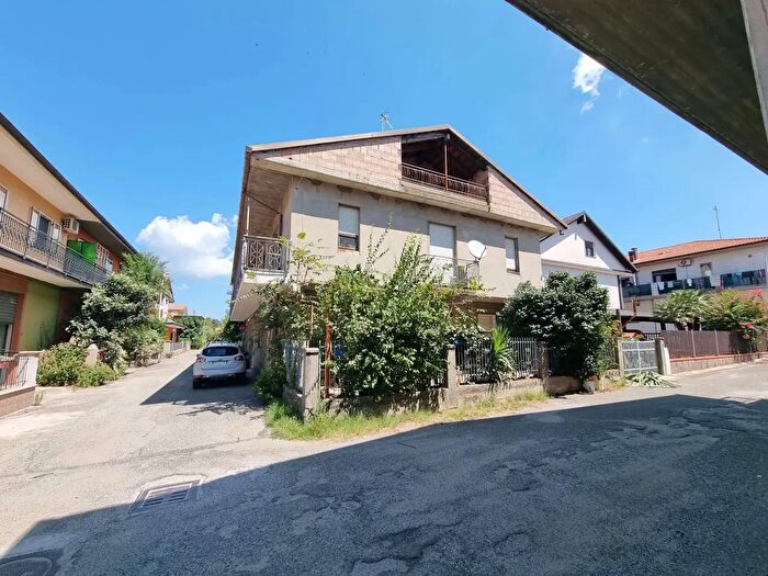 Appartamento trilocale in vendita in Via SantAntonio, Chiaravalle Centrale