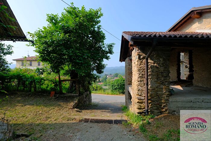 Casa con 5 locali in vendita in Frazione Ciglione, Ponzone