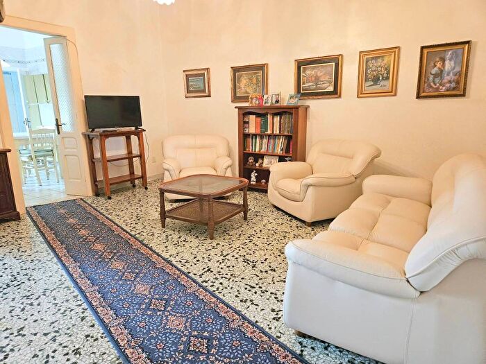 Appartamento trilocale in affitto in Via Gioacchino Rossini, Castromediano, Cavallino