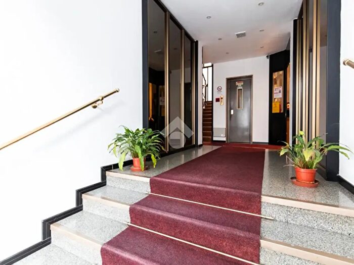 Appartamento bilocale in vendita in Viale Monza, Milano