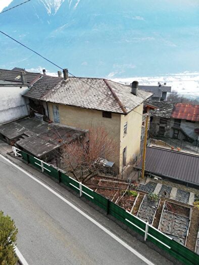 Case in Vendita e in Affitto - 3