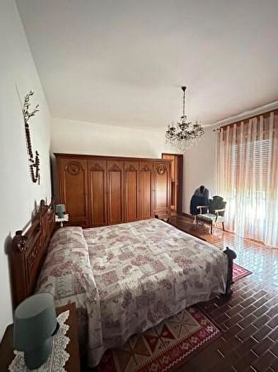 Casa con 6 locali in vendita in Via Santhià, Carisio