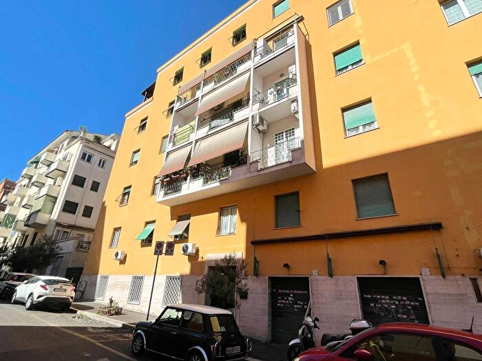 Appartamento trilocale in vendita in Via Laura Mantegazza, Monteverde Nuovo, Roma