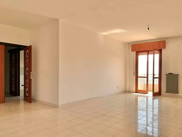 Appartamento con 7 locali in vendita in Guglionesi