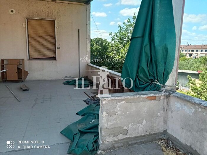 Casa con 10 locali in vendita in Ei Mori, Campi Bisenzio