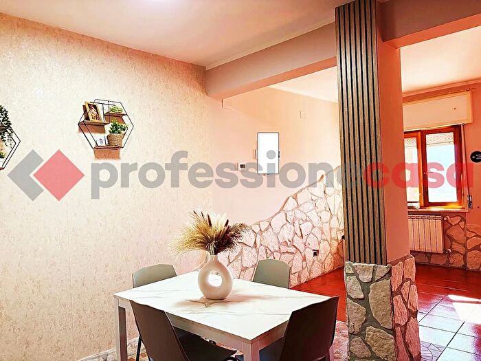 Casa quadrilocale in vendita in Via Garibaldi, Piedimonte San Germano