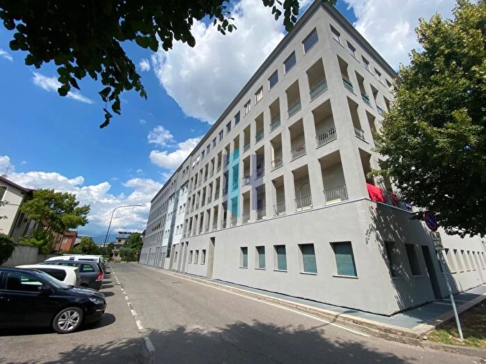 Appartamento bilocale in vendita in Via della Presolana, Brescia