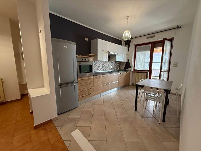 Appartamento trilocale in affitto in Via Camillo Benso di Cavour, Centro, Caselle Torinese