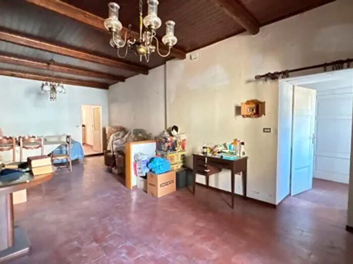 Appartamento con 6 locali in vendita in Via Ferdinando Zannetti, Galeata