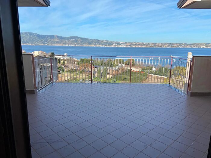 Casa monolocale in vendita in Villa San Giovanni