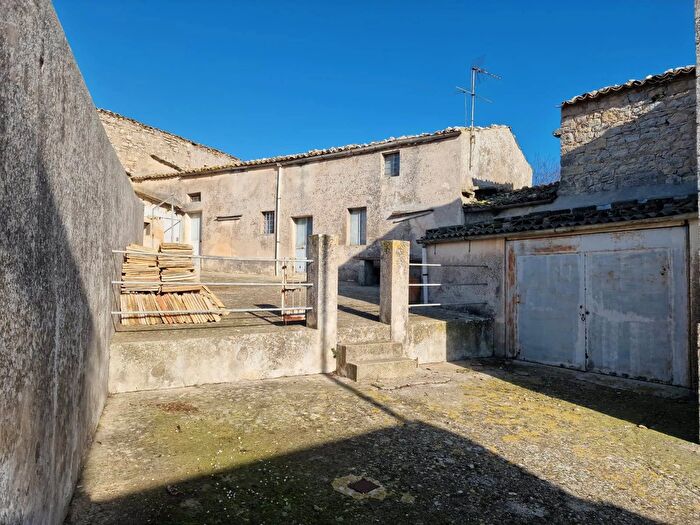 Casa con 6 locali in vendita in Ragusa