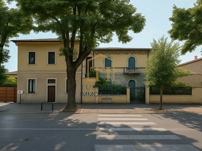 Appartamento quadrilocale in vendita in Colle Di Val D'Elsa